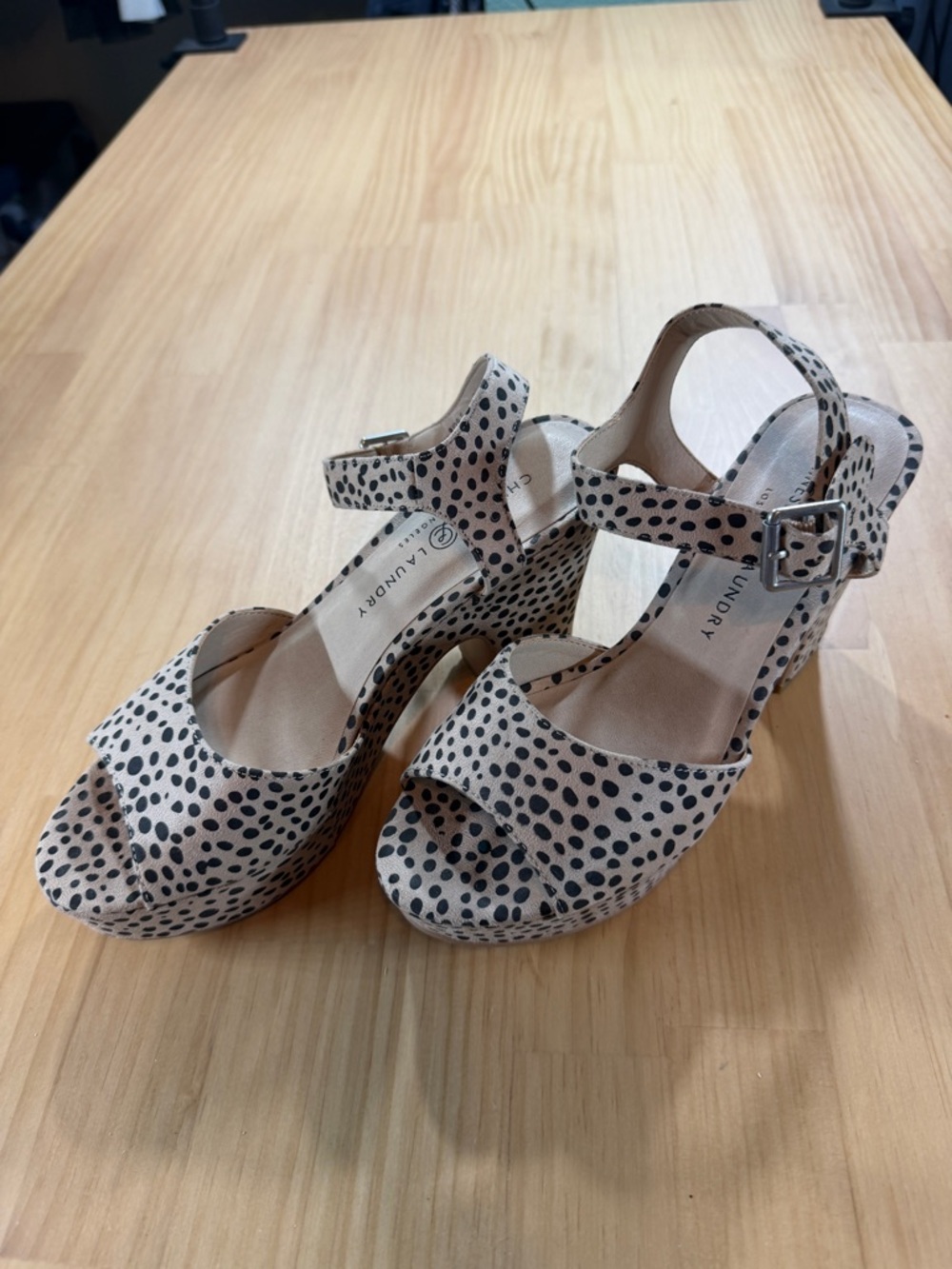 Chinese Laundry Beige Sandal with Black Spot Print Platform B10